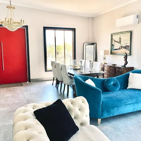 ヴィラ Country In Algarve, 15 Min From