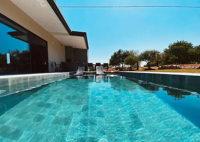 Вилла Country In Algarve, 15 Min From *